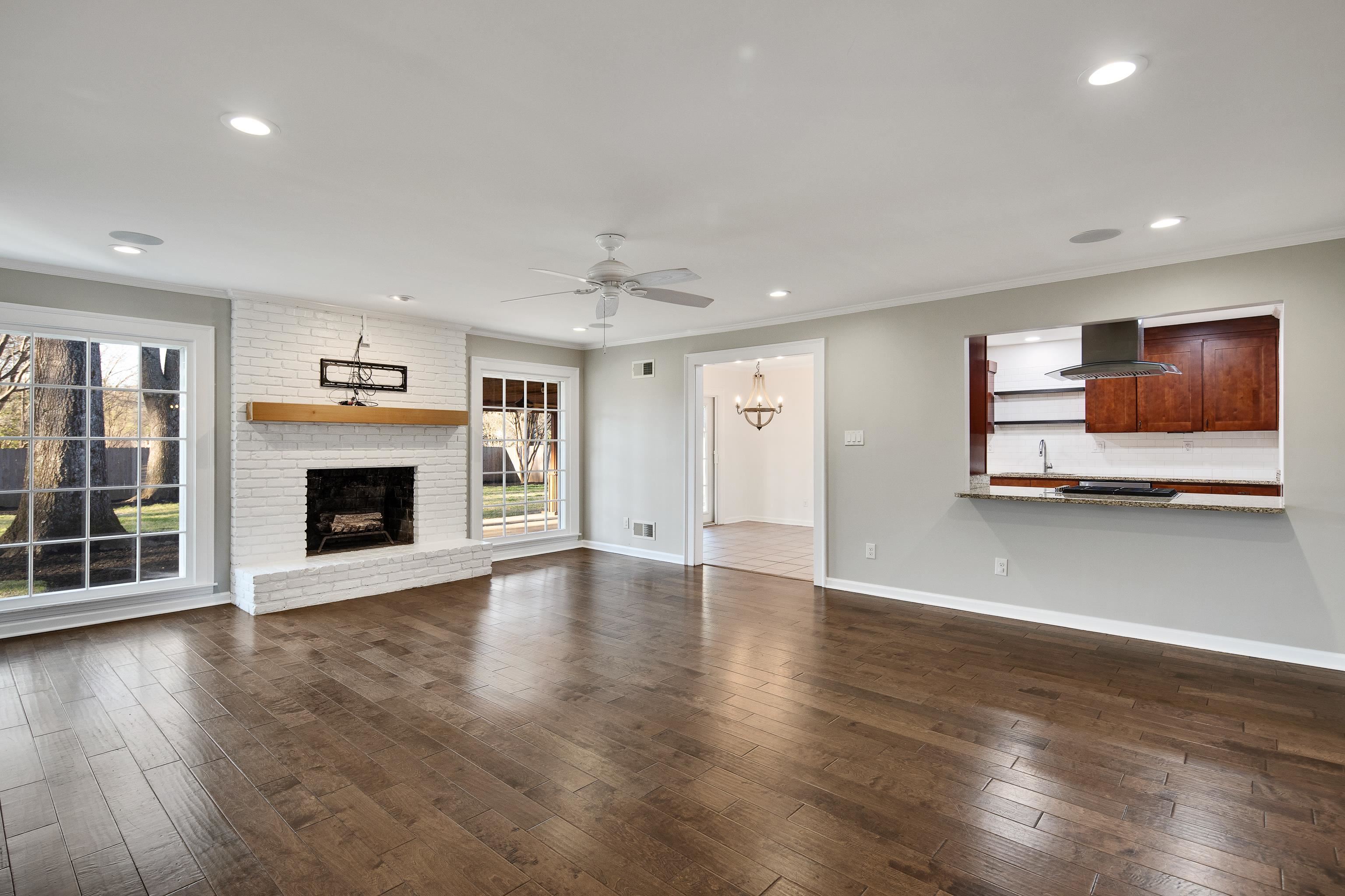 209 East Powell Road Collierville, TN 38017 - Photo 12 of 33 Gallery Image 12