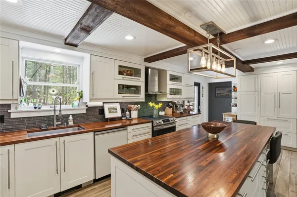 $699,000 | 6 Highland Trail, Richmond, RI 02832