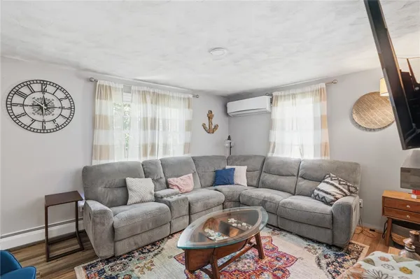 $699,000 | 6 Highland Trail, Richmond, RI 02832