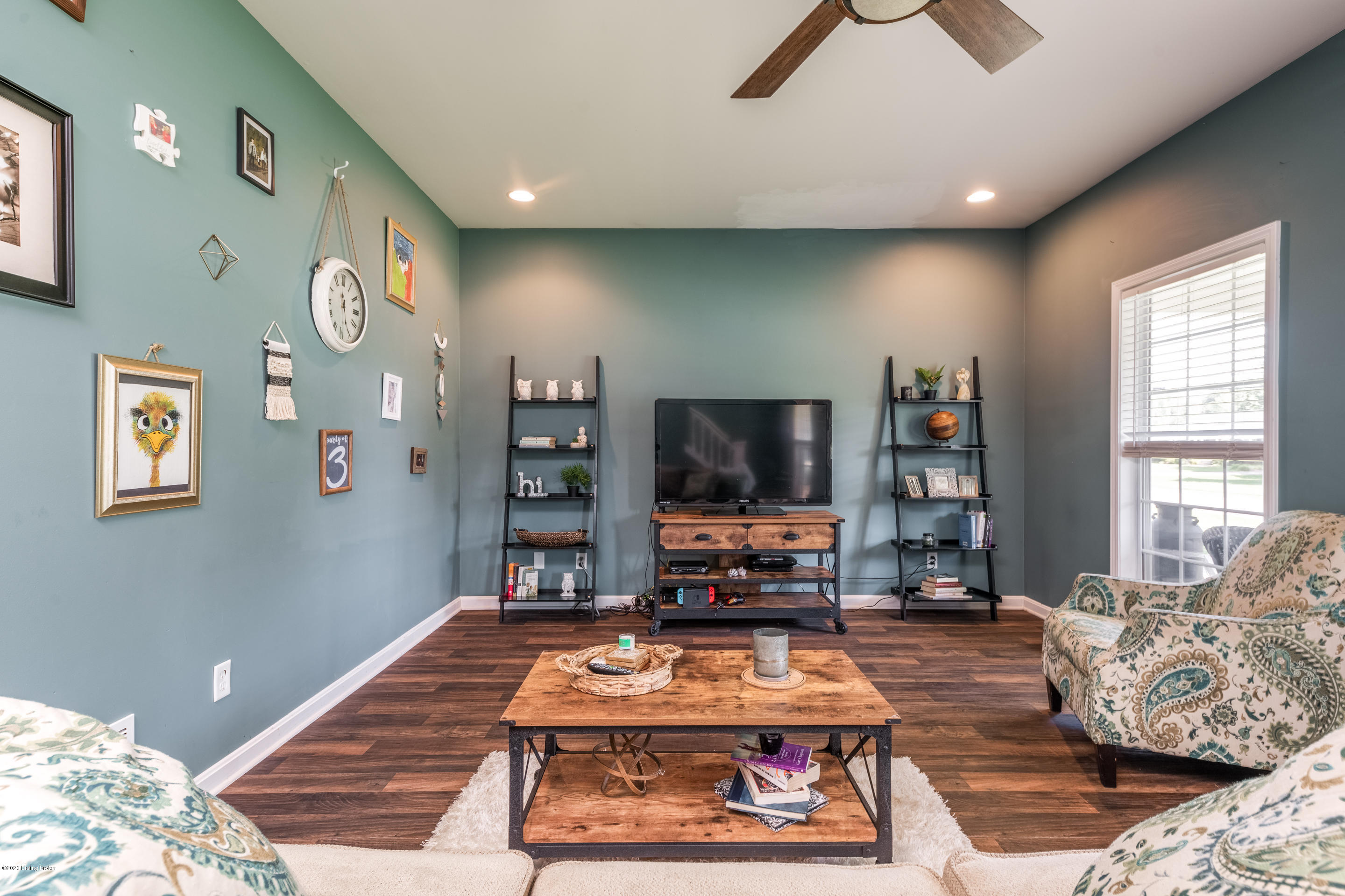 8403 Ferndale Road Louisville, KY 40291 - Photo 3 of 17 DHI-9
