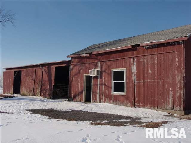 19253 Hazel Road Morrison, IL 61270 - Photo 8 of 10