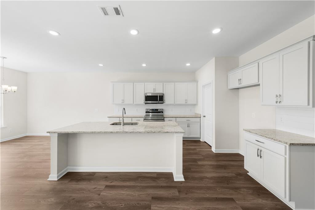 5 Fulham Road Brunswick, GA 31523 - Photo 5 of 17 Stock photos shown; to be similar not identical.