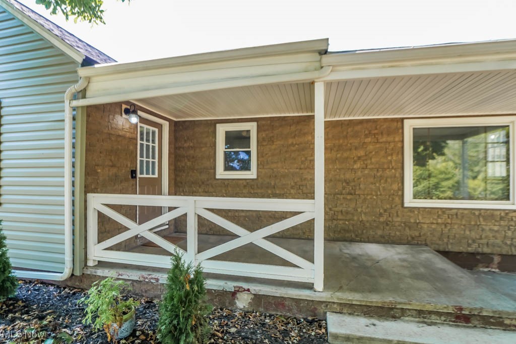 5008 2nd Street Northwest Canton, OH 44708 - Photo 24 of 26 Front Porch