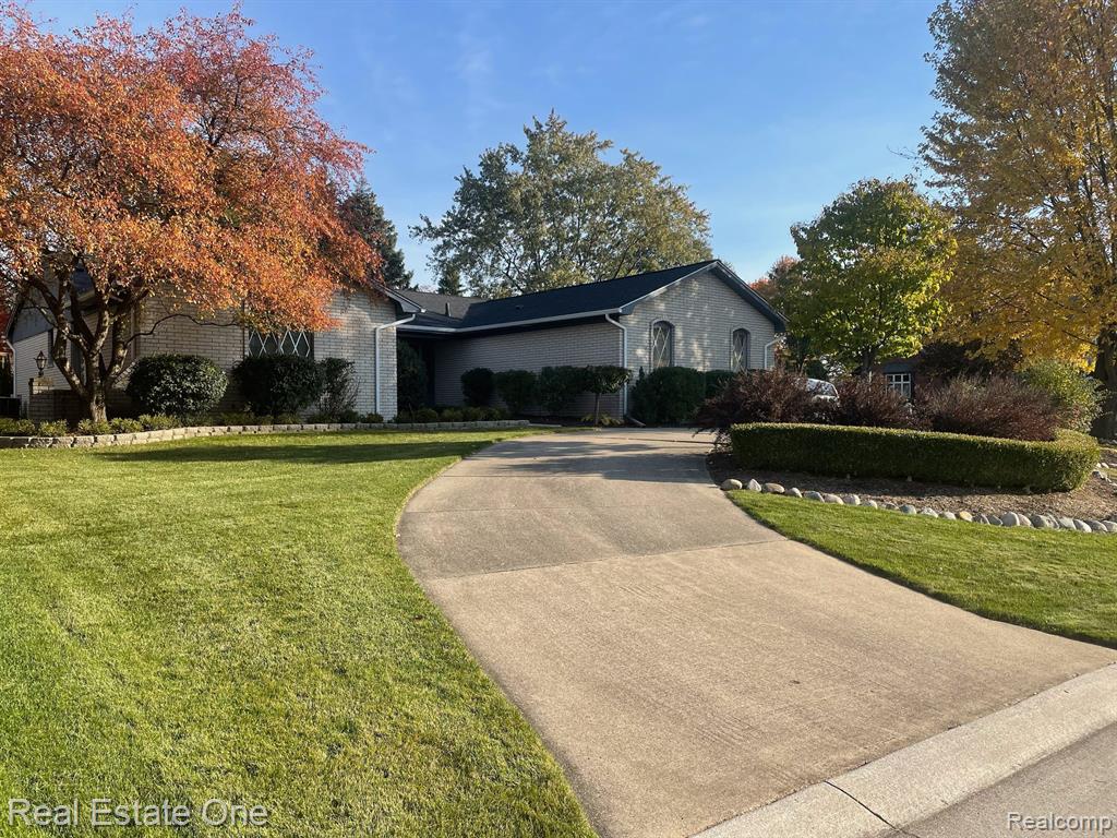 449 Silvervale Drive Rochester Hills, MI 48309 - Photo 31 of 34