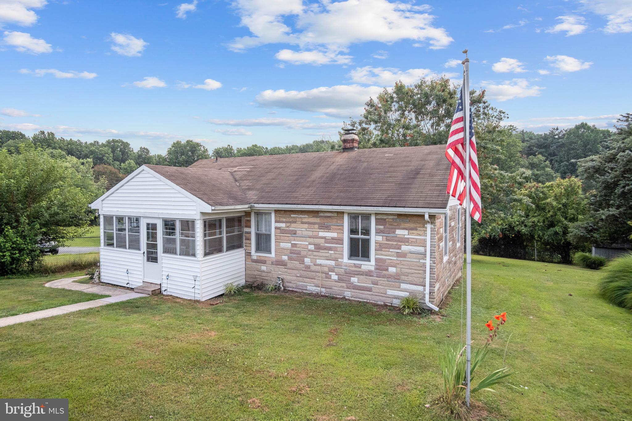 10289 Stansfield Road Laurel, MD 20723 - Photo 1 of 41 Gallery Image 1