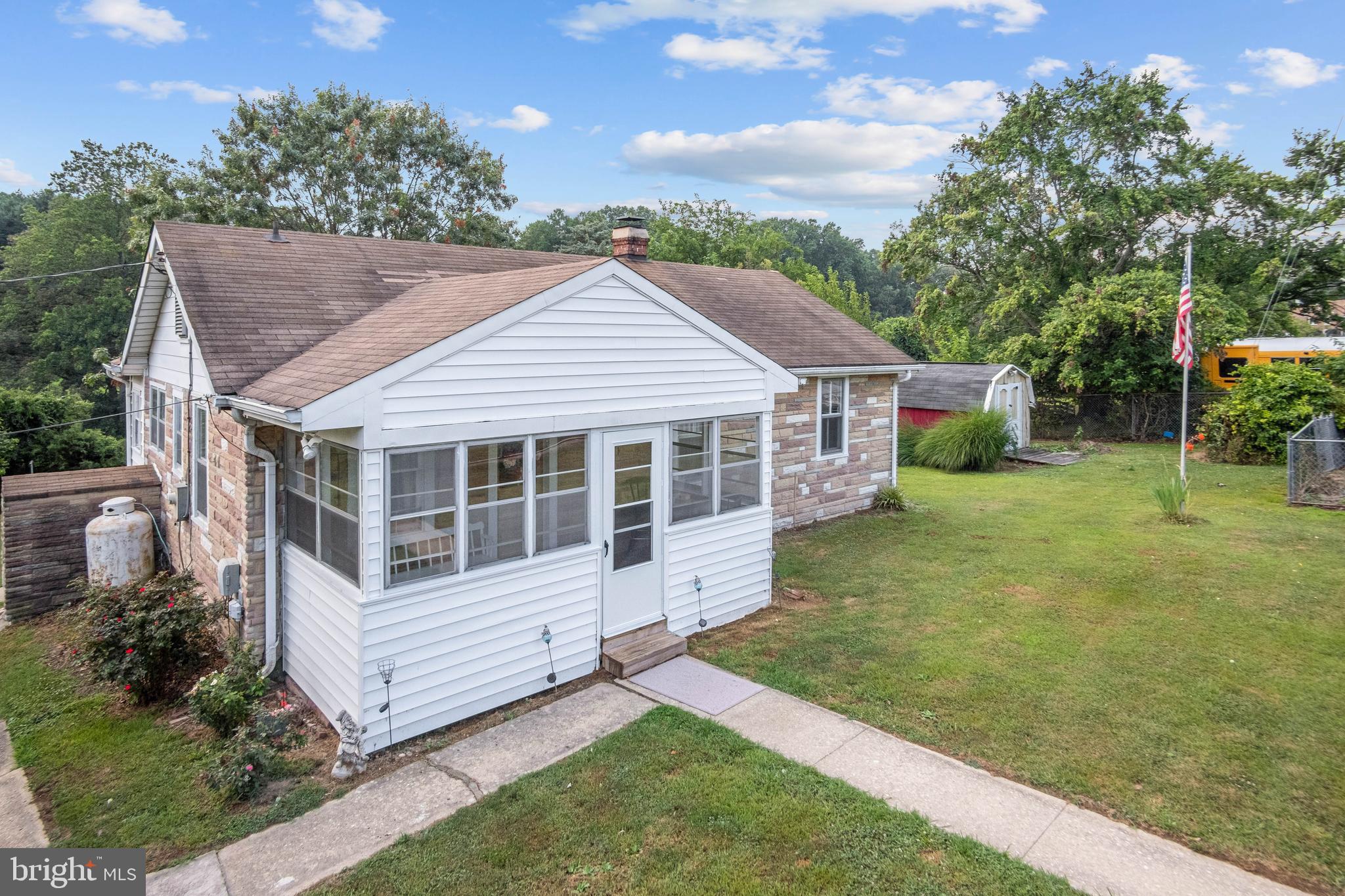 10289 Stansfield Road Laurel, MD 20723 - Photo 3 of 41 Gallery Image 3