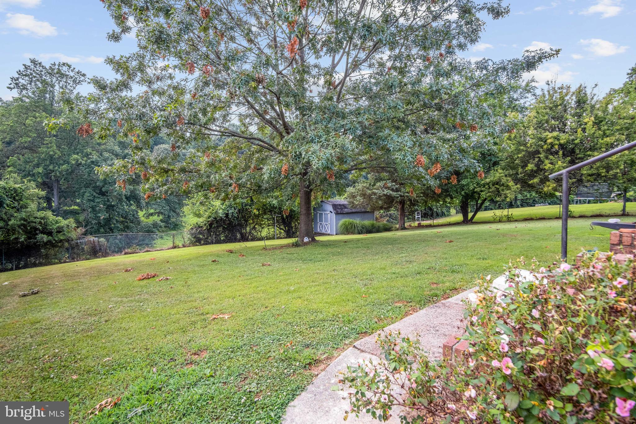 10289 Stansfield Road Laurel, MD 20723 - Photo 5 of 41 Gallery Image 5