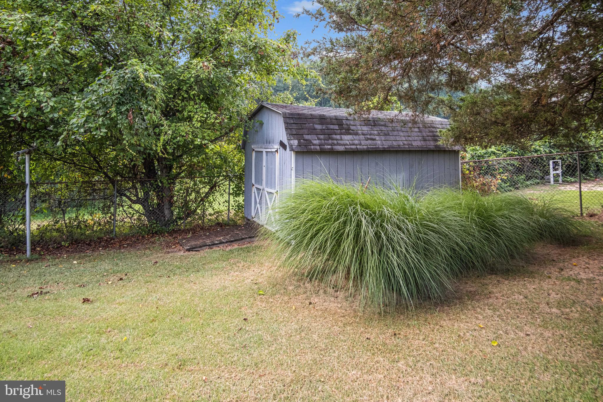 10289 Stansfield Road Laurel, MD 20723 - Photo 8 of 41 Gallery Image 8