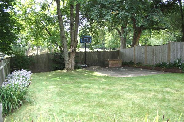 36 Federal Street Reading, MA 01867 - Photo 21 of 23 Gallery Image 21