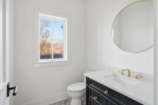 $3,499,000 | 35 Mt Aldworth Road, Vineyard Haven, MA 02568