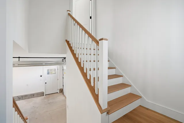 $3,499,000 | 35 Mt Aldworth Road, Vineyard Haven, MA 02568