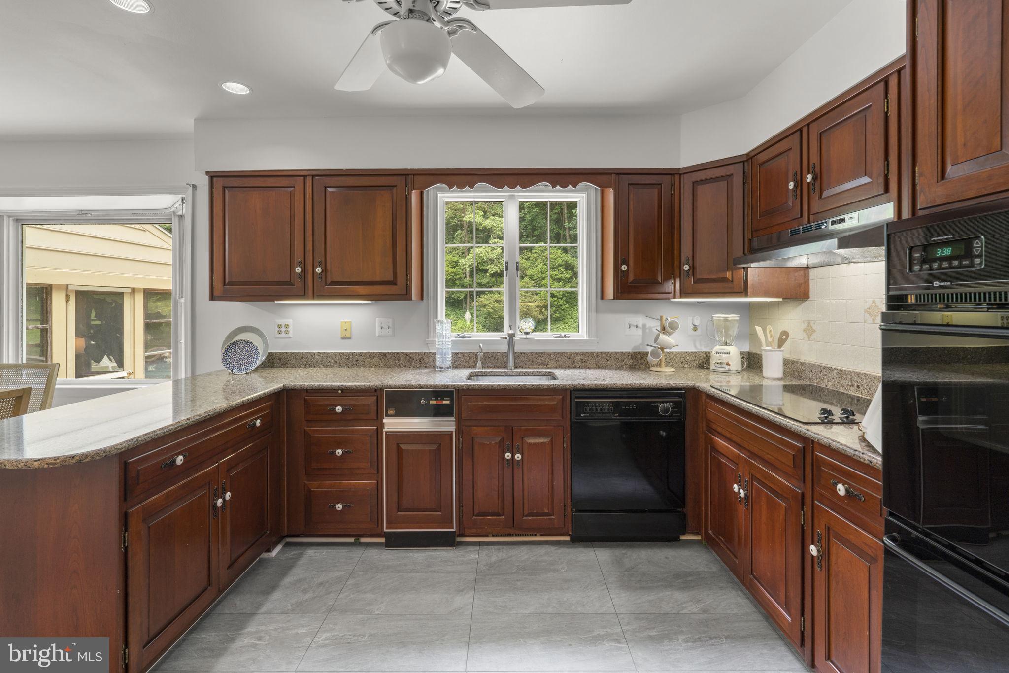 300 Stonehurst Road Phoenix, MD 21131 - Photo 12 of 80 Gallery Image 12