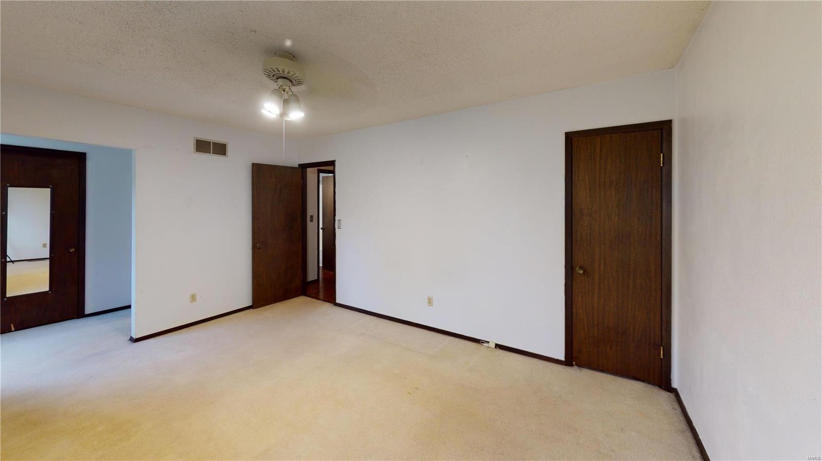 712 Cheshire Road Troy, IL 62294 - Photo 33 of 45 Gallery Image 33
