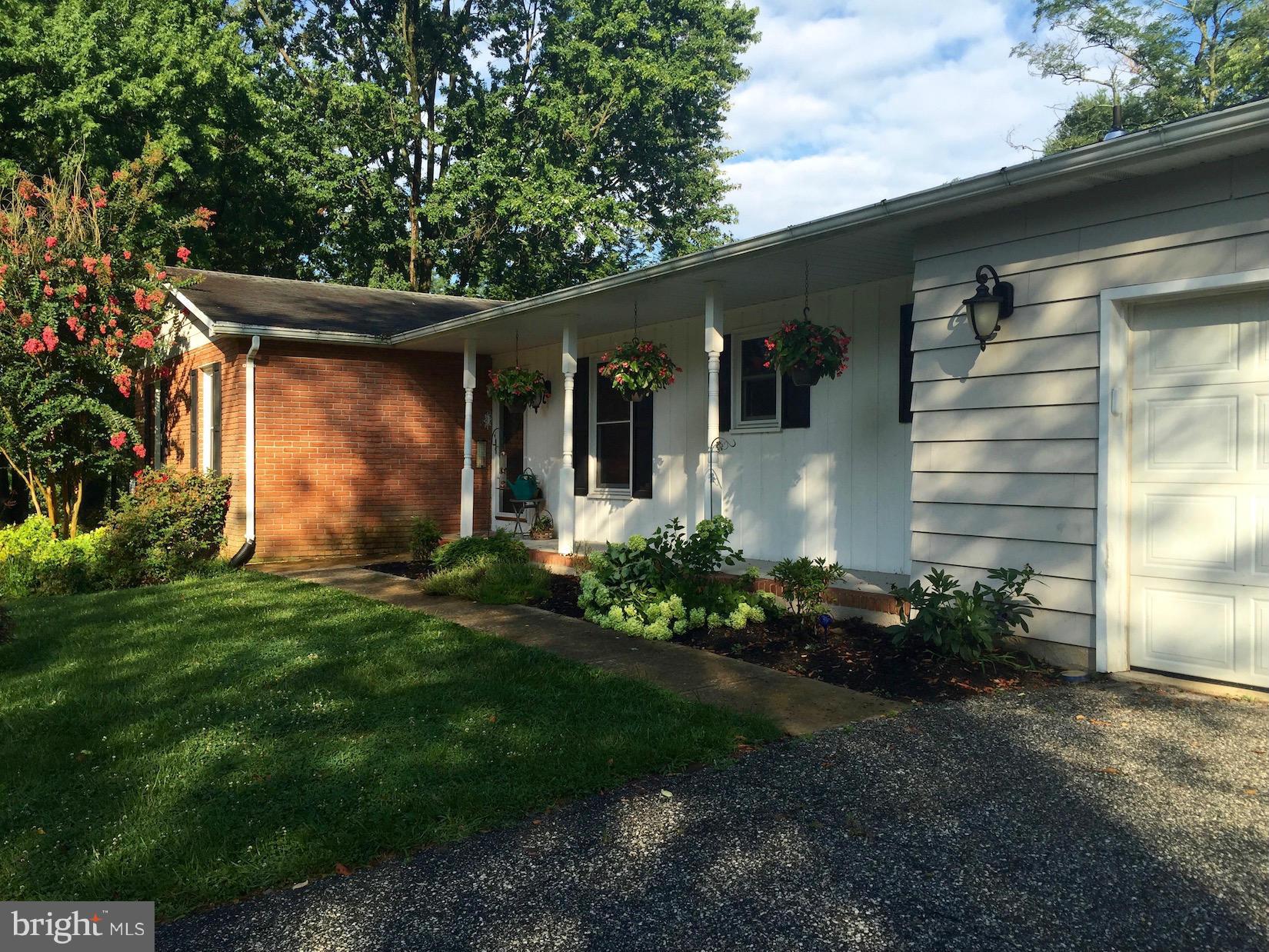 2914 York Manor Road Phoenix, MD 21131 - Photo 2 of 28 Front Exterior