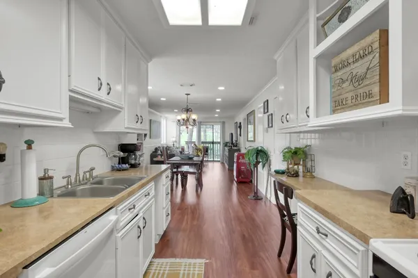 $1,700 | 3900 Aspen Drive, Unit 108, Montgomery, TX 77356