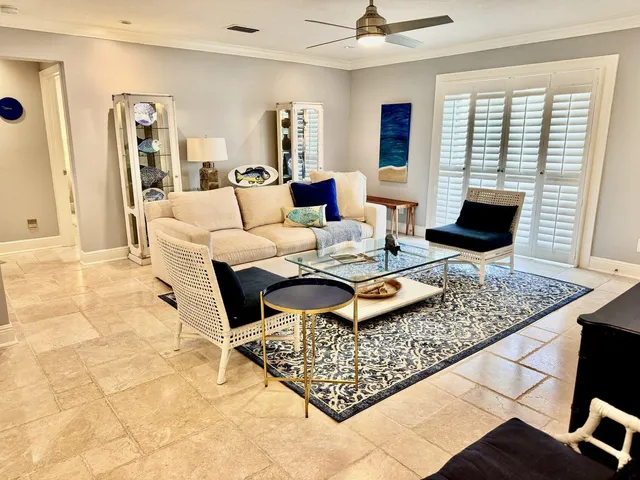 $7,500 | 5500 Old Ocean Boulevard, Unit 202, Ocean Ridge, FL 33435