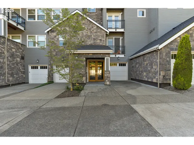 $489,950 | 11525 Southeast Bateleur Way, Happy Valley, OR 97086