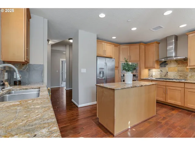 $489,950 | 11525 Southeast Bateleur Way, Happy Valley, OR 97086