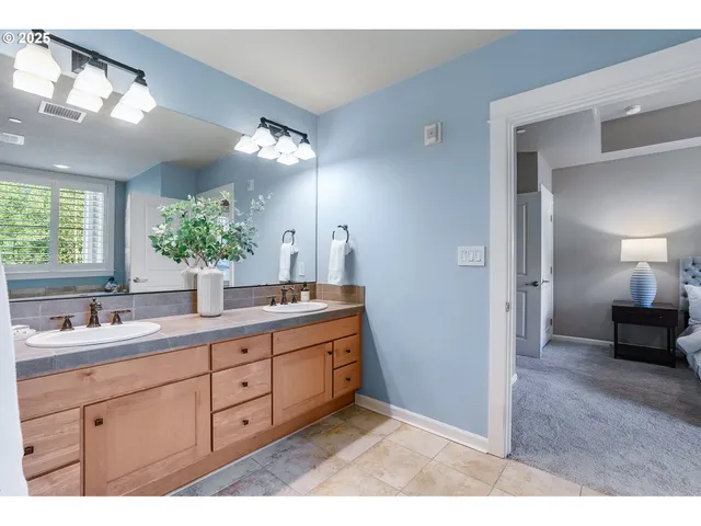 $489,950 | 11525 Southeast Bateleur Way, Happy Valley, OR 97086