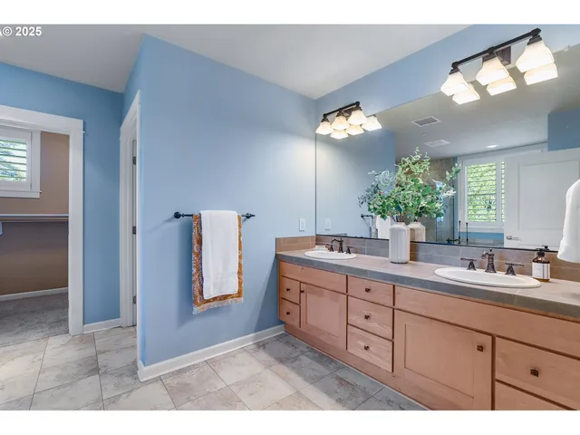 $489,950 | 11525 Southeast Bateleur Way, Happy Valley, OR 97086