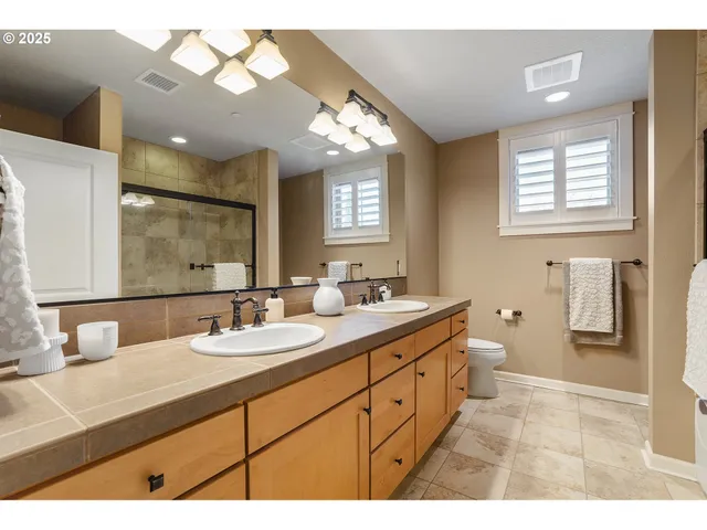 $489,950 | 11525 Southeast Bateleur Way, Happy Valley, OR 97086