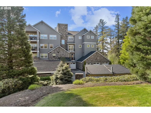 $489,950 | 11525 Southeast Bateleur Way, Happy Valley, OR 97086