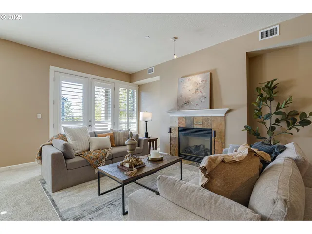 $489,950 | 11525 Southeast Bateleur Way, Happy Valley, OR 97086