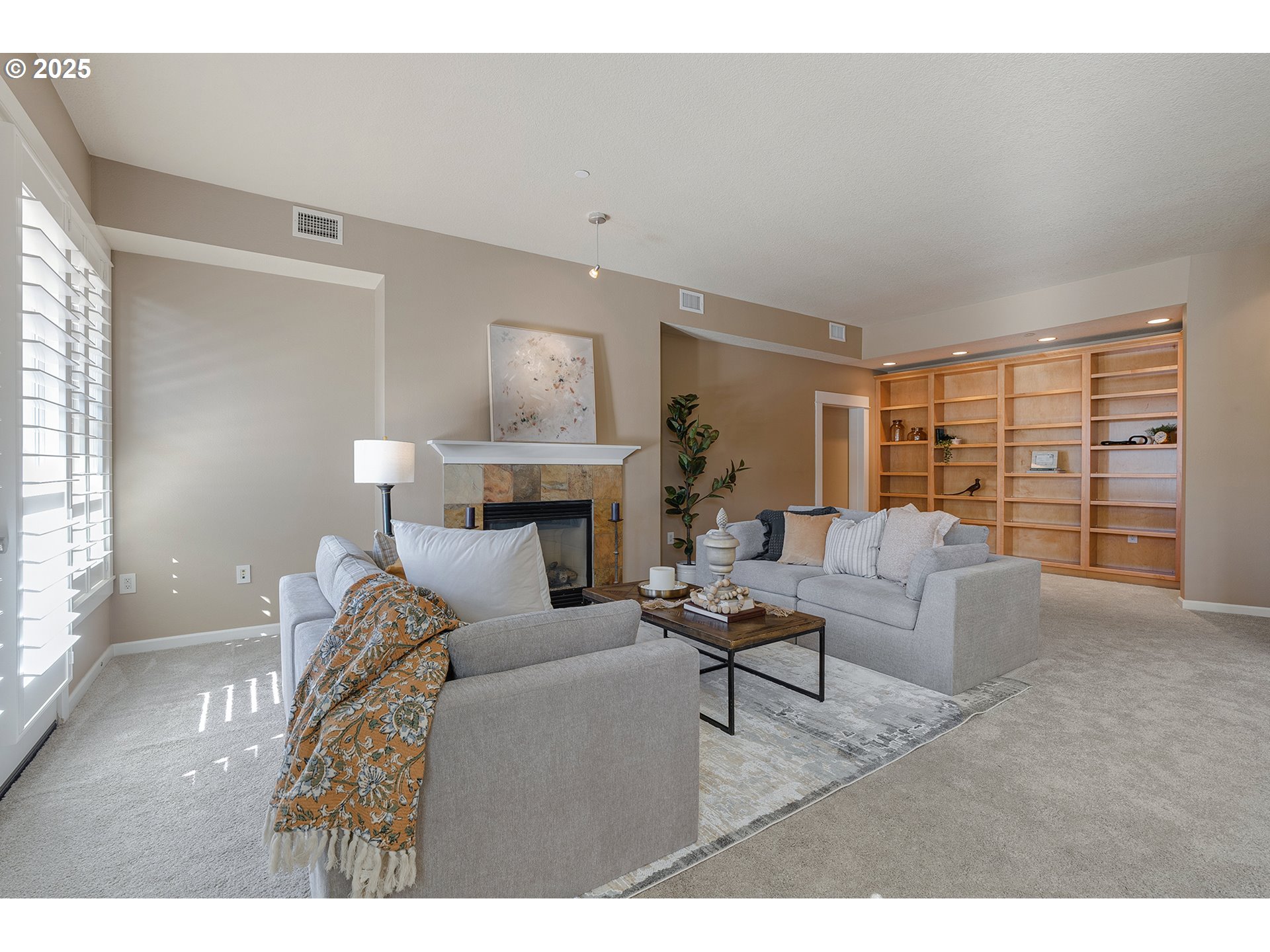 11525 Southeast Bateleur Way Happy Valley, OR 97086 - Photo 10 of 46