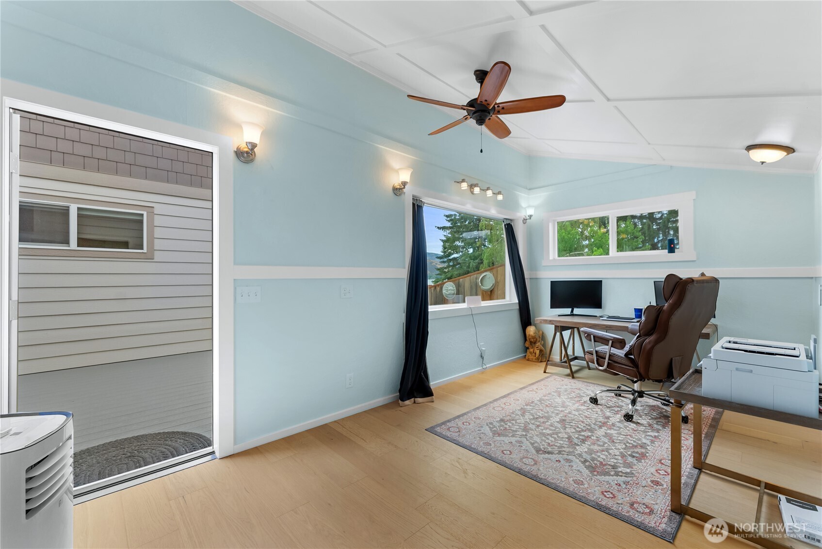 65 Eastlake Road, Unit B Oroville, WA 98844 - Photo 24 of 40 a workspace with a window