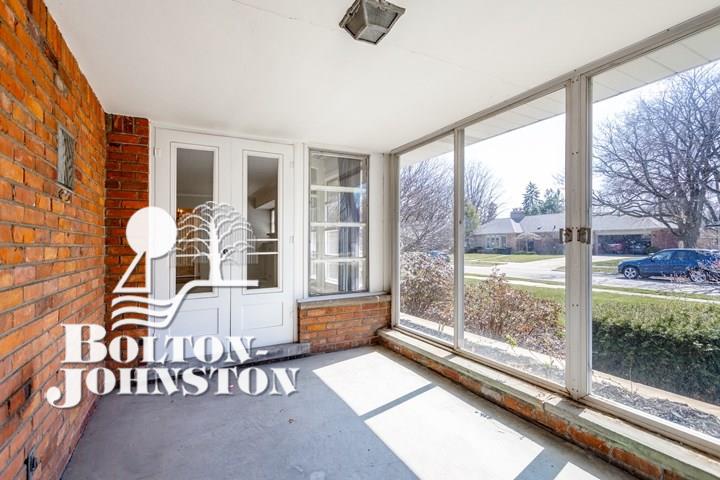 412 Lexington Road Grosse Pointe, MI 48236 - Photo 16 of 43 50037940-15.JPG