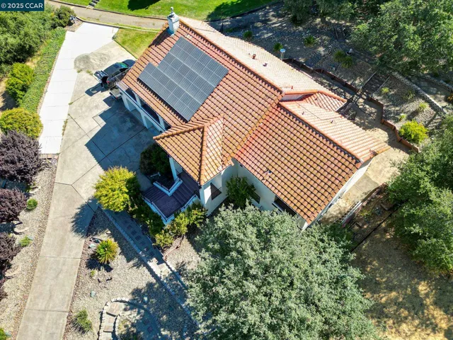 $635,000 | 643 Old Course Court, Valley Springs, CA 95252