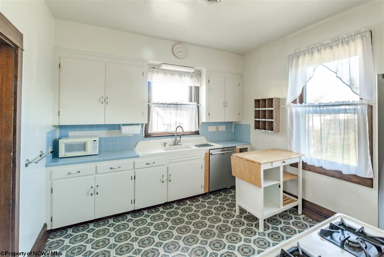 207 Reeves Avenue Fairmont, WV 26554 - Photo 14 of 30 Gallery Image 14
