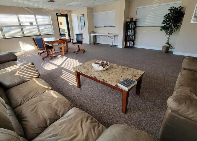 $2,450 | 801 North Ocean Boulevard, Unit 802, Pompano Beach, FL 33062