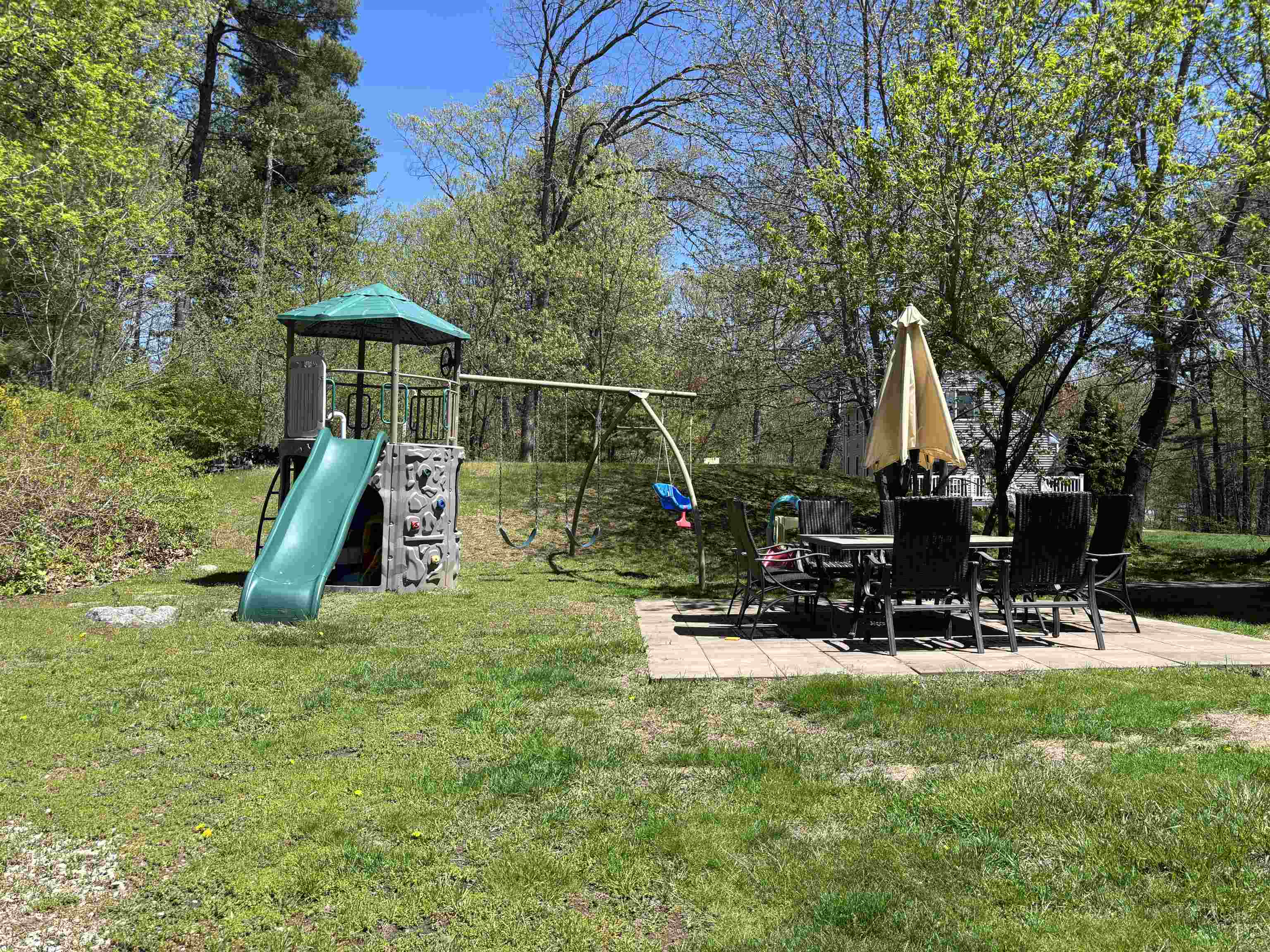 23 Jericho Road Pelham, NH 03076 - Photo 35 of 47