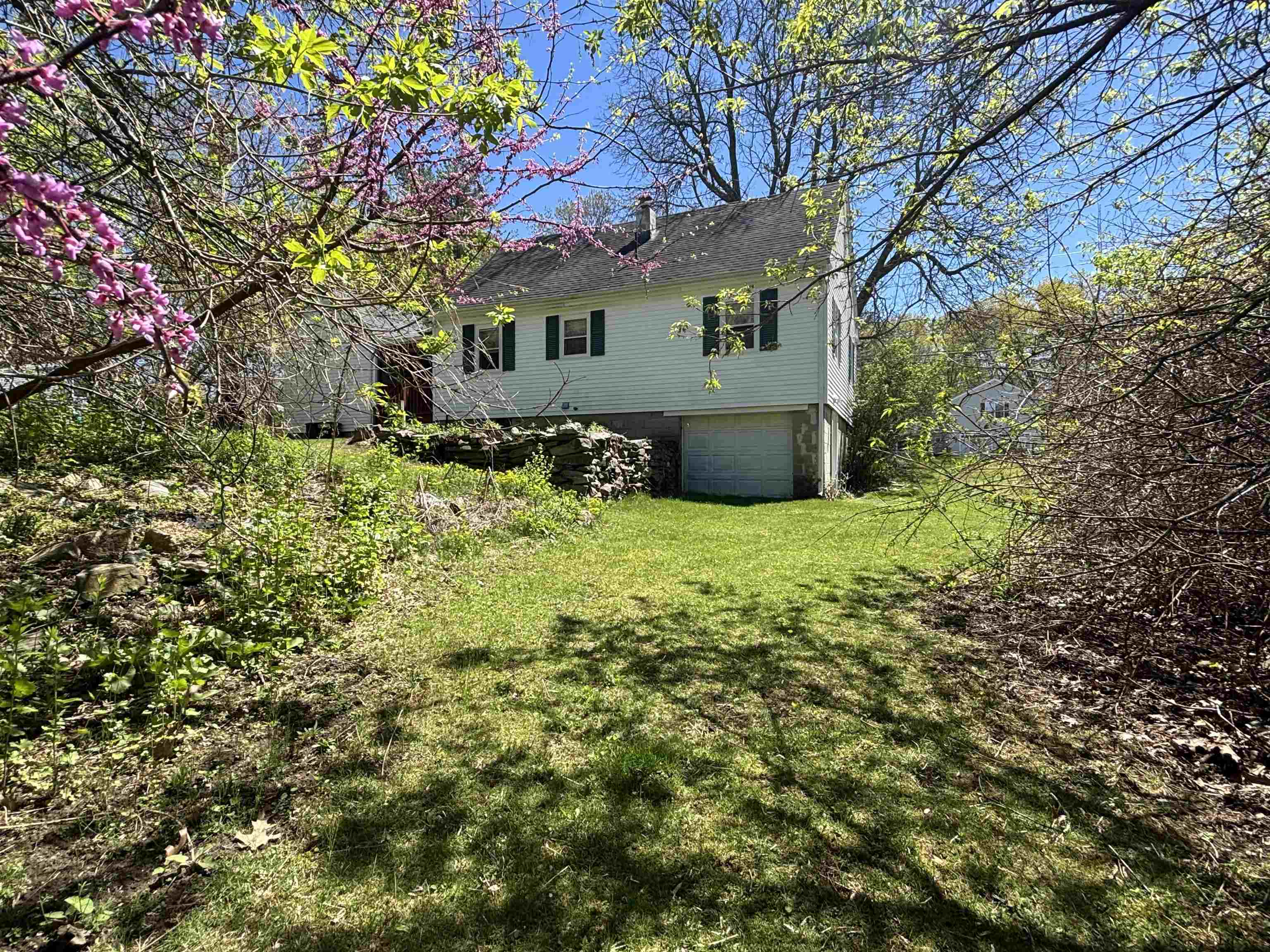 23 Jericho Road Pelham, NH 03076 - Photo 36 of 47