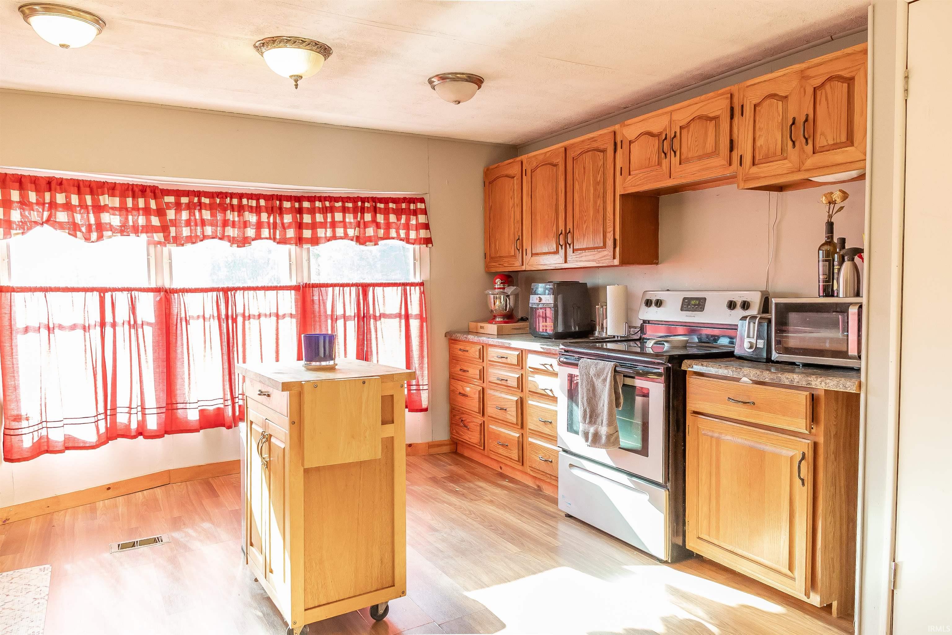 3105 Mt Pleasant Road Bedford, IN 47421 - Photo 12 of 28 Gallery Image 12