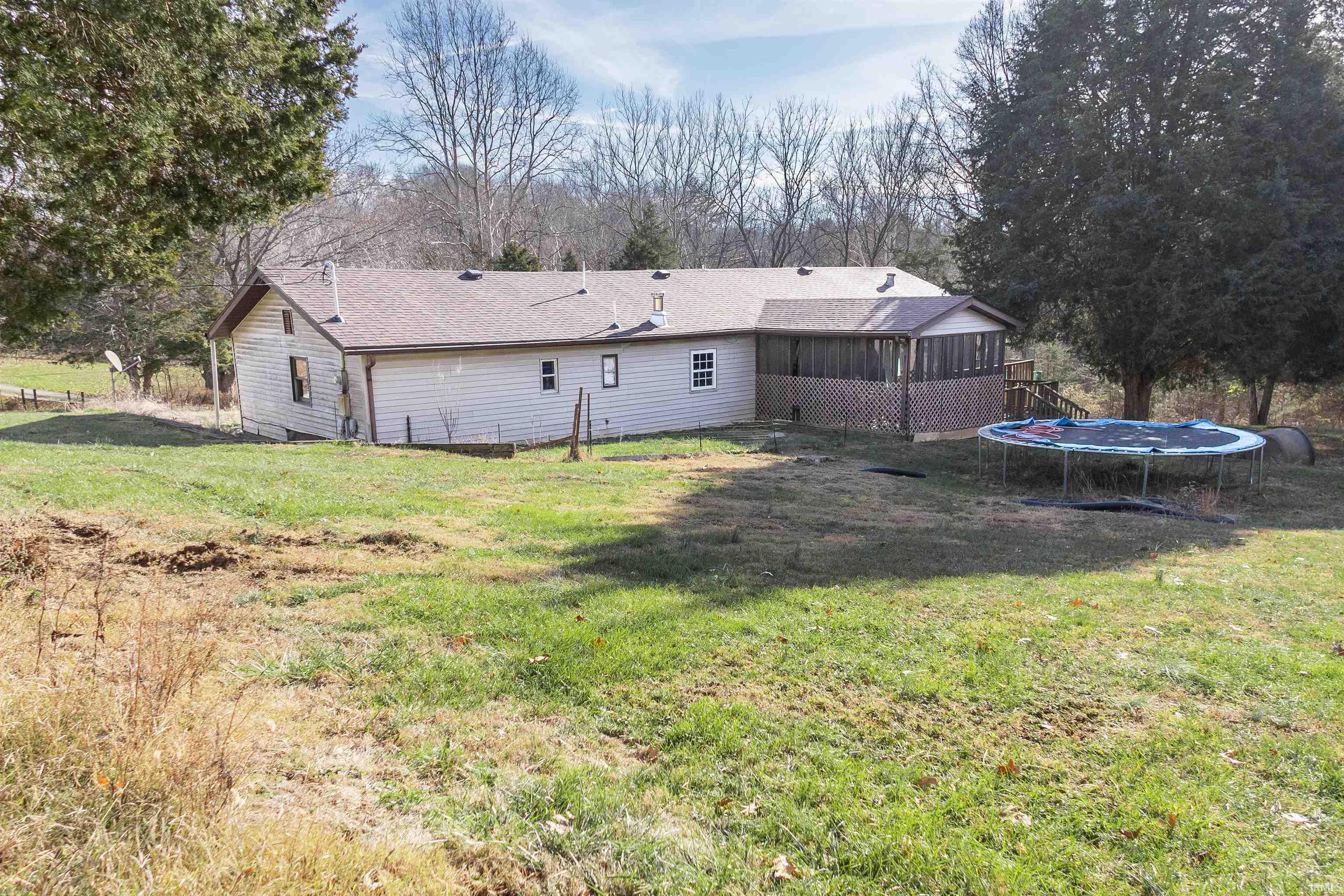 3105 Mt Pleasant Road Bedford, IN 47421 - Photo 5 of 28 Gallery Image 5