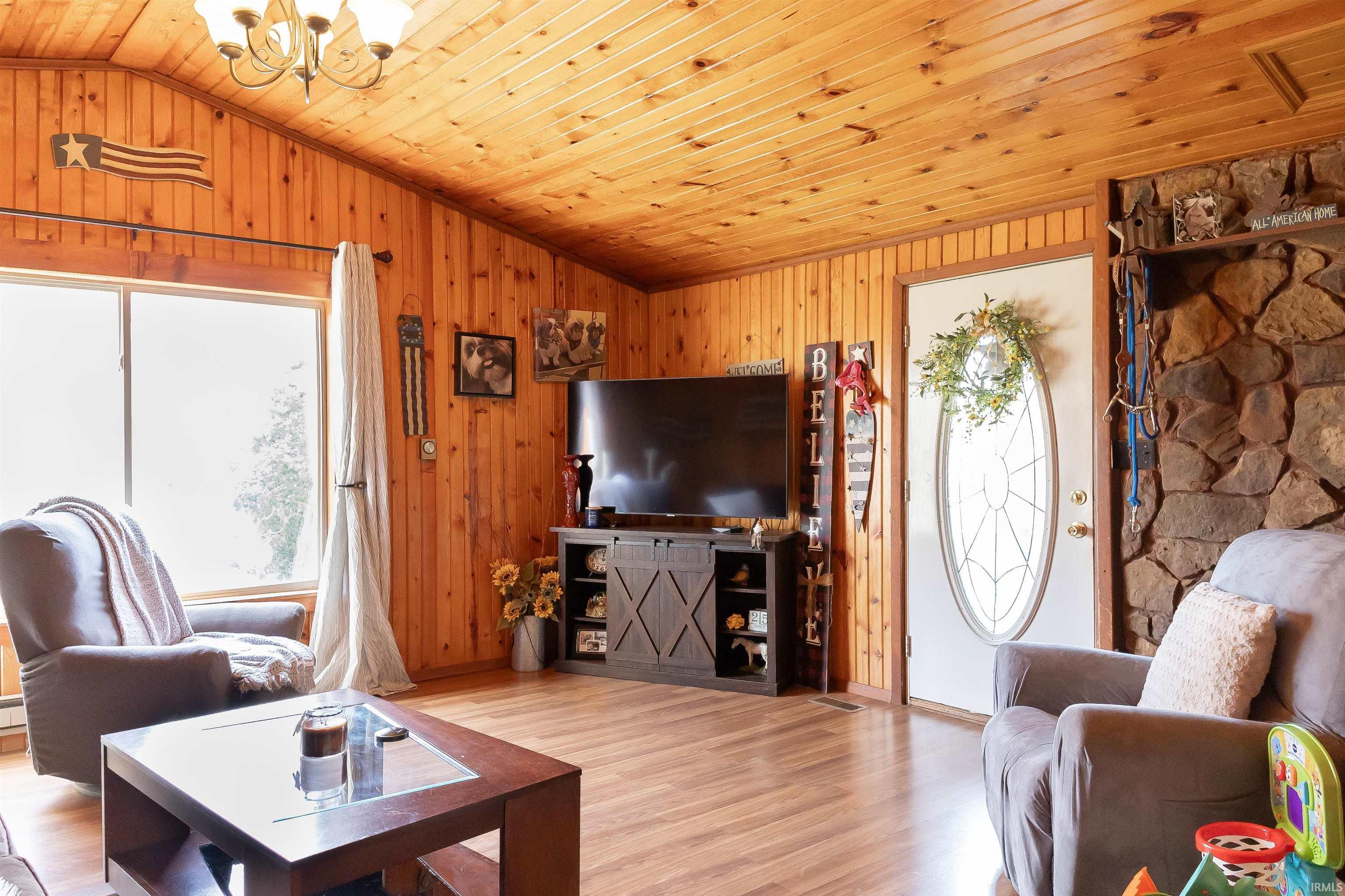 3105 Mt Pleasant Road Bedford, IN 47421 - Photo 9 of 28 Gallery Image 9