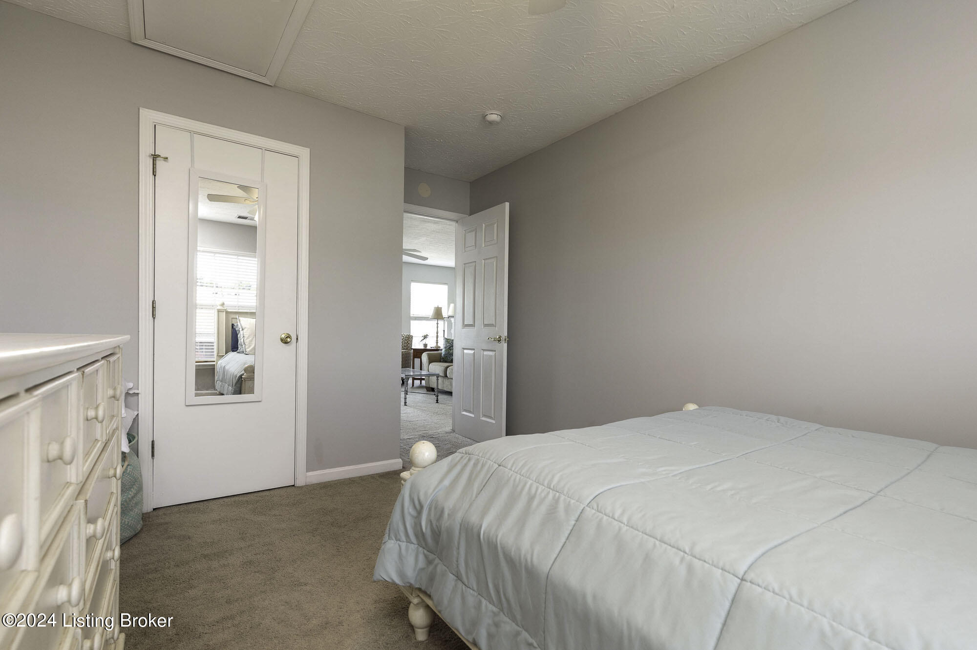 6513 Harrogate Road Louisville, KY 40229 - Photo 28 of 41 Harogate028