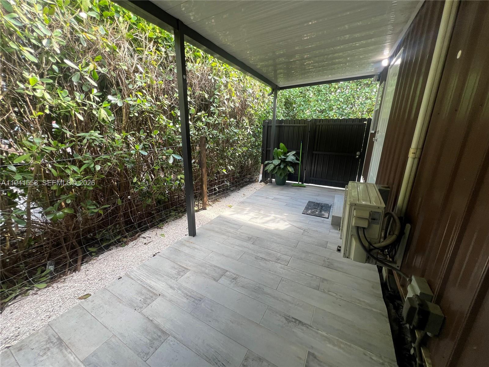 21700 Southwest 259th Street Homestead, FL 33031 - Photo 4 of 22