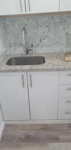 a close view of sink and tap