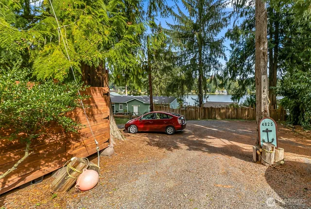 a car parked in front of a house
