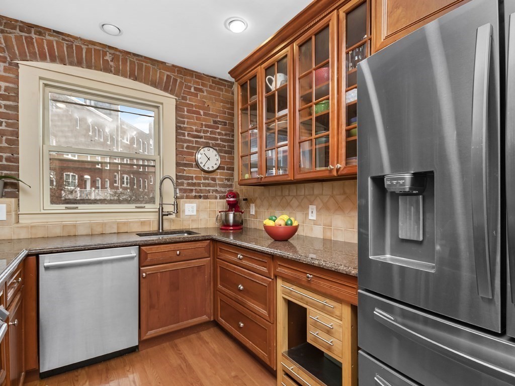 22 Garrison Road, Unit 3 Brookline, MA 02445 - Photo 13 of 24