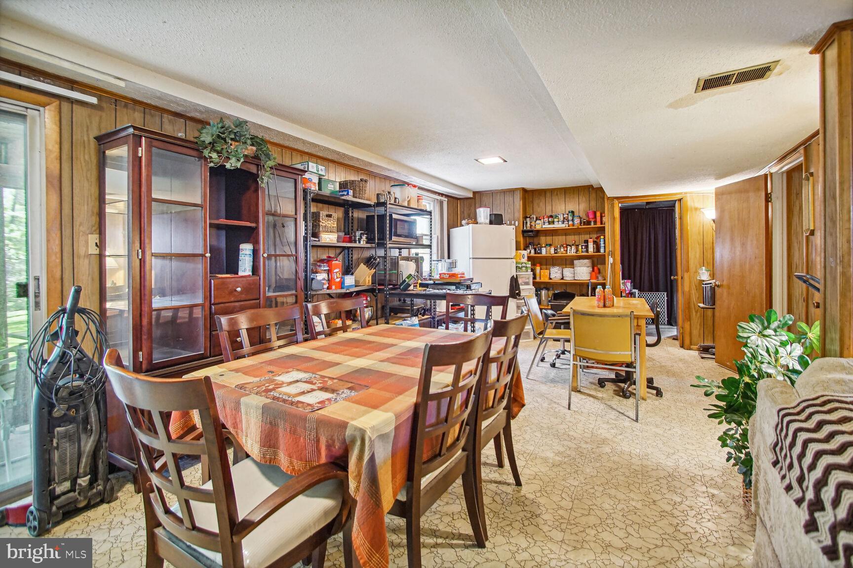11202 Brandywine Road Clinton, MD 20735 - Photo 24 of 39 Basement Living Area
