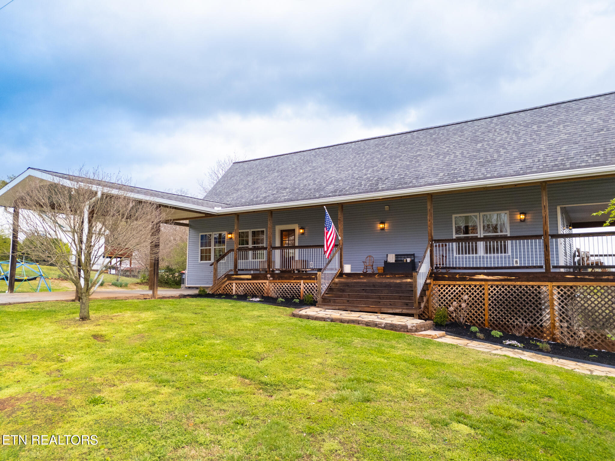 2829 Spruce Hill Road Louisville, TN 37777 - Photo 2 of 51 2829 Spruce Hill Rd-14