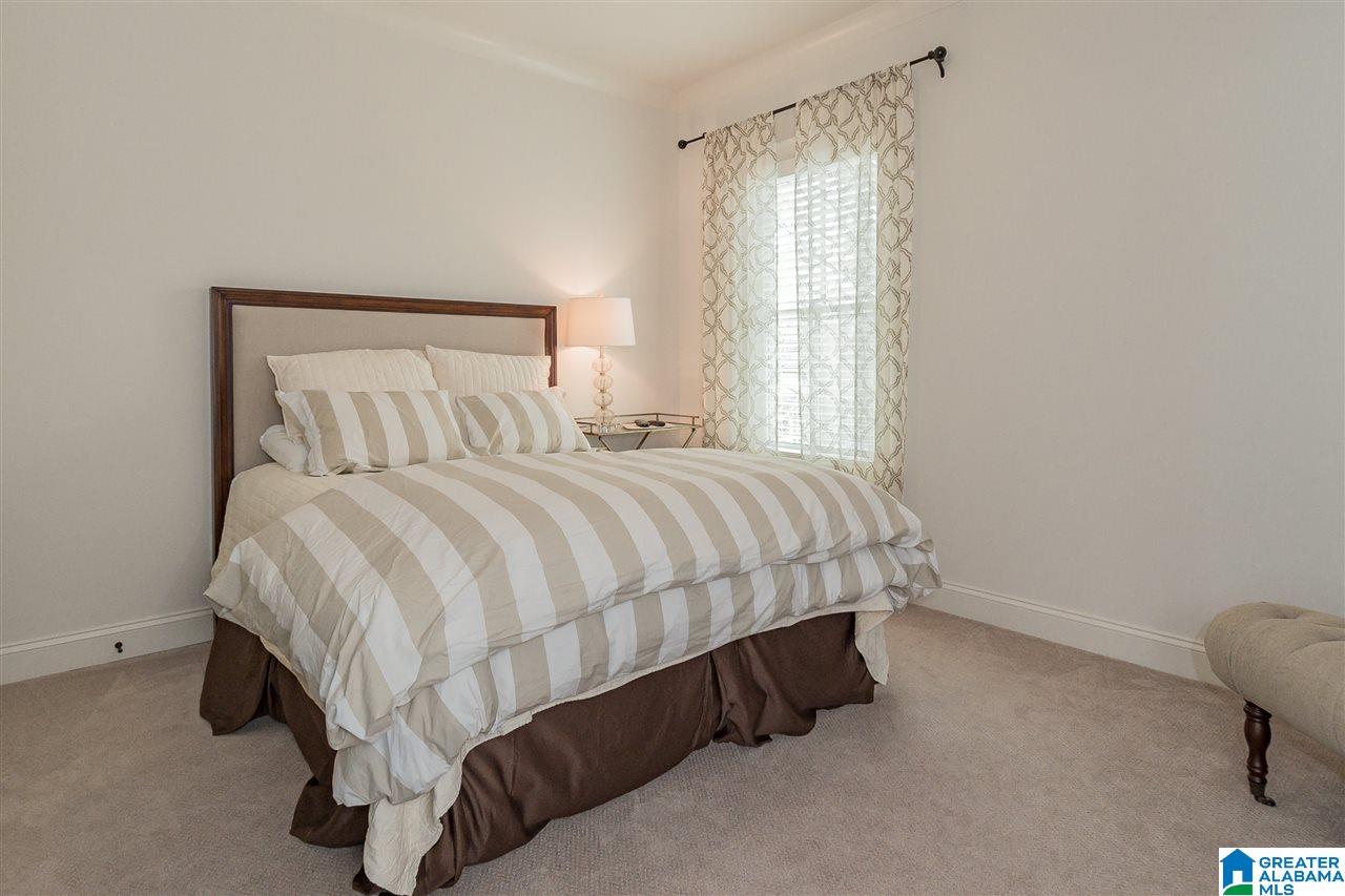 904 Shades Road Birmingham, AL 35209 - Photo 32 of 38