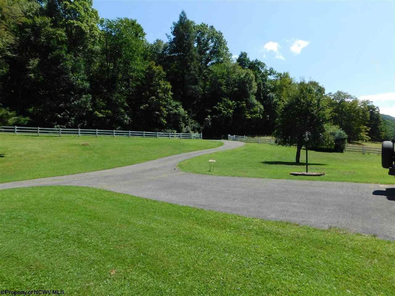 4094 Files Creek Road Beverly, WV 26253 - Photo 3 of 20 Gallery Image 3