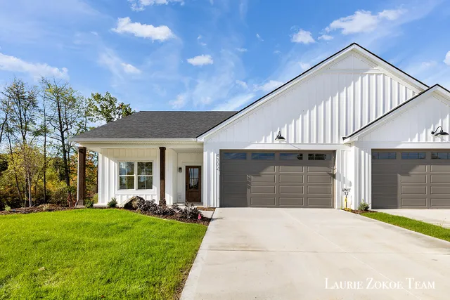 $465,270 | 4302 Tallman Woods Drive Northwest, Unit 12, Grand Rapids, MI 49534