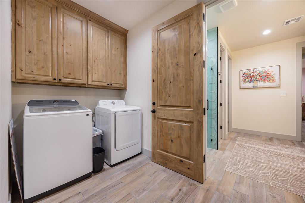 4251 Refuge Road Sherman, TX 75092 - Photo 13 of 37 Gallery Image 13