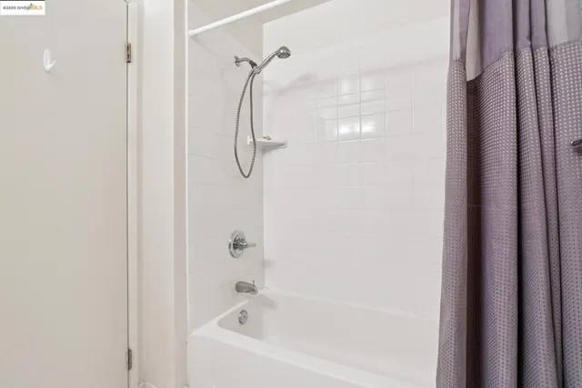 $305,000 | 104 Marina Lakes Drive, Richmond, CA 94804